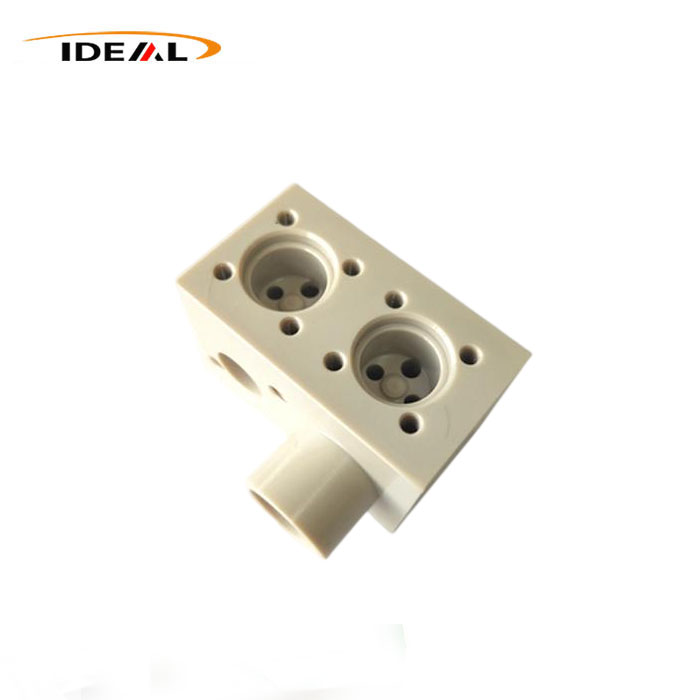 CNC obdelava Victrex Peek 450G obdelani deli